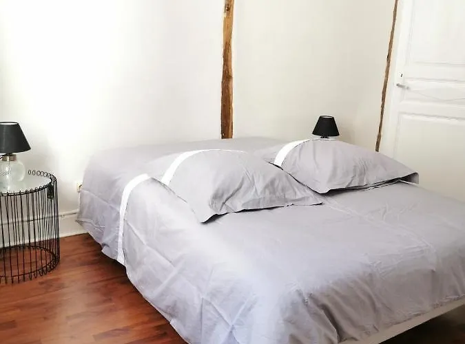 Centre Historique Apartment *